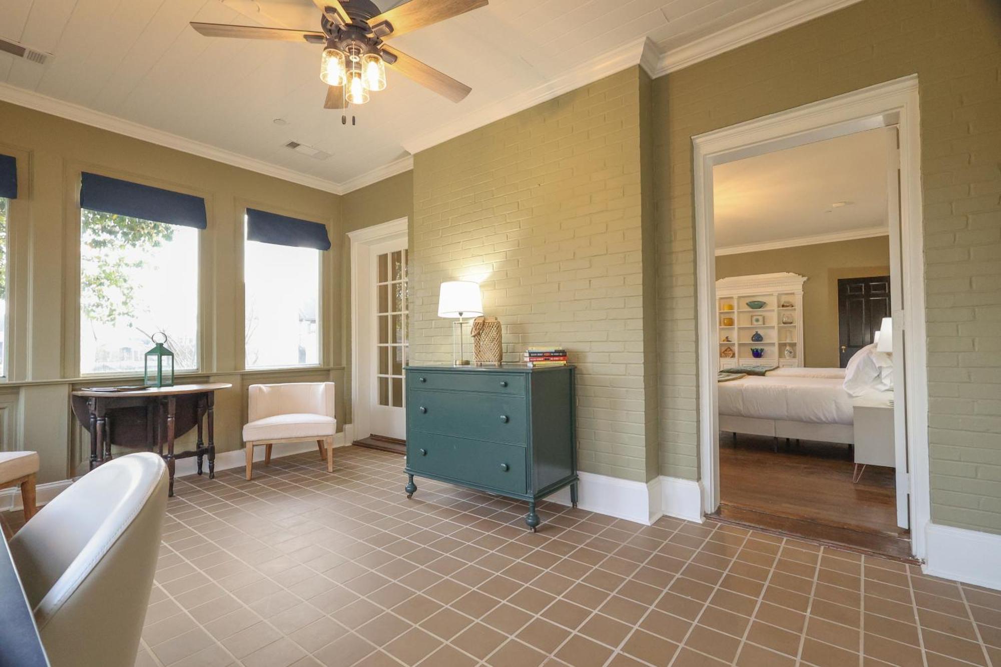 Wood Manor Guest House Tuscaloosa Esterno foto